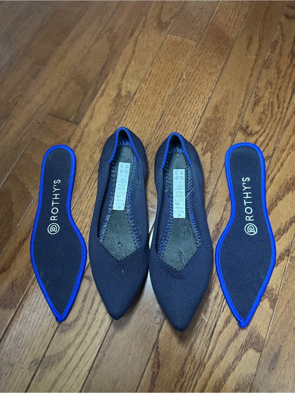 Rothy's "THE POINT" Navy Blue Knitted Pointed Toe Slip On Flats Womens Size 6